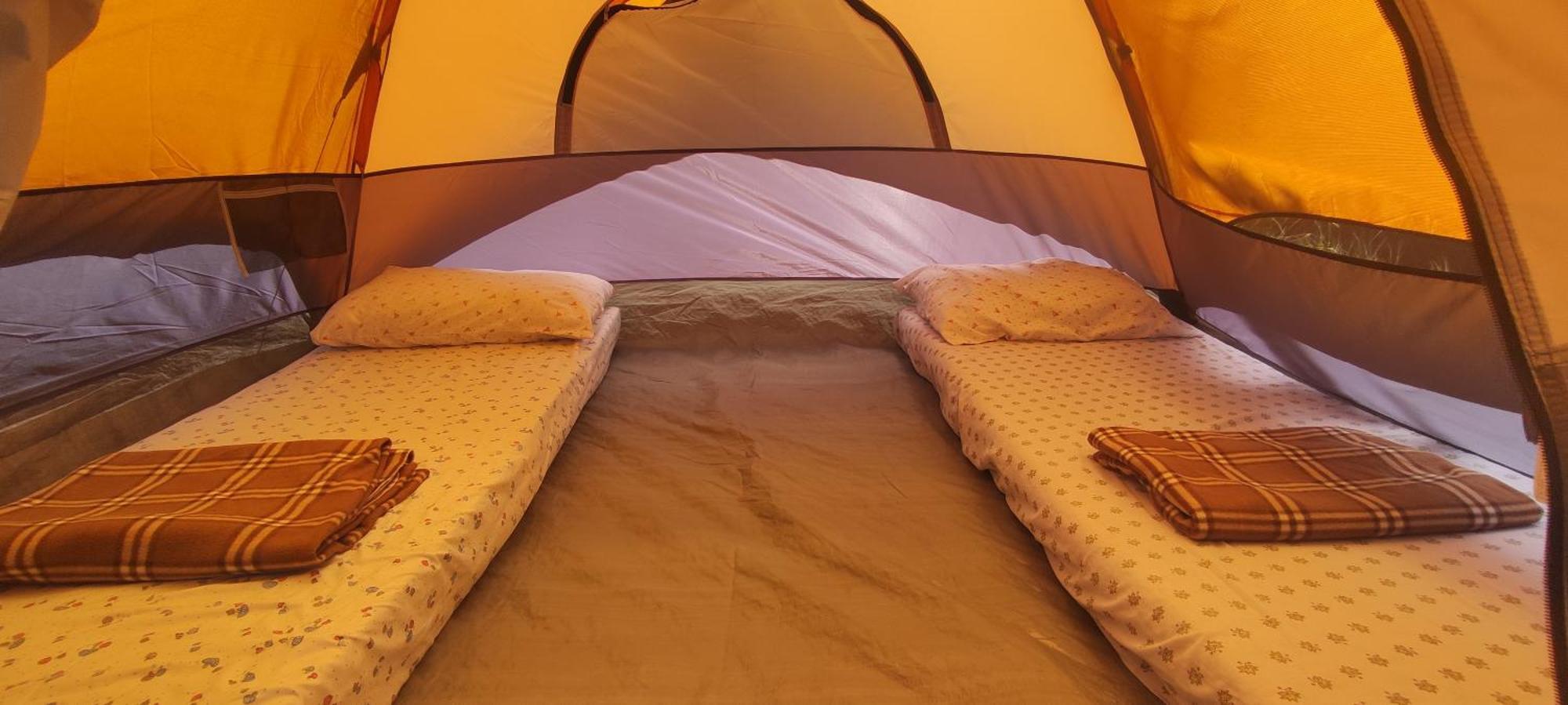 ホテル The Sea Turtle Camp Dhërmi 部屋 写真
